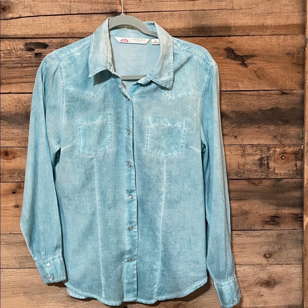 Women's Light Blue/green Button Down Shirt